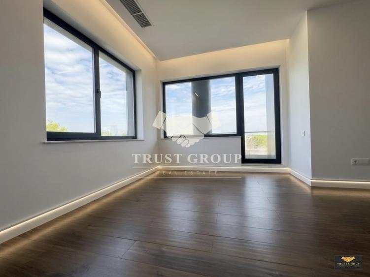 Apartament cu 4 camere decomandat în Herăstrău