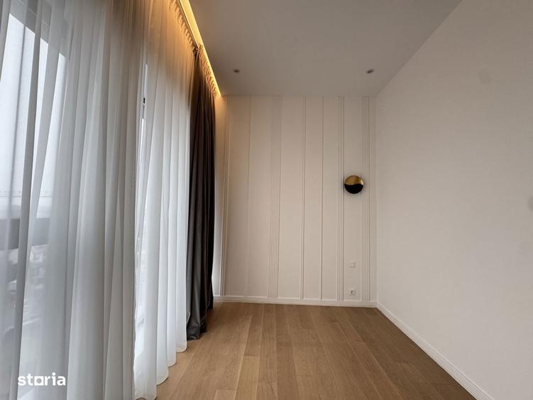 Apartament cu 4 camere, mobilat în Tei