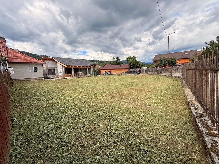 Casă cu 2 camere în Central