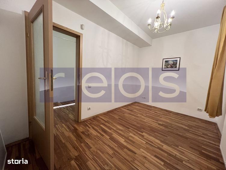 Apartament cu 5 camere, mobilat în Romană