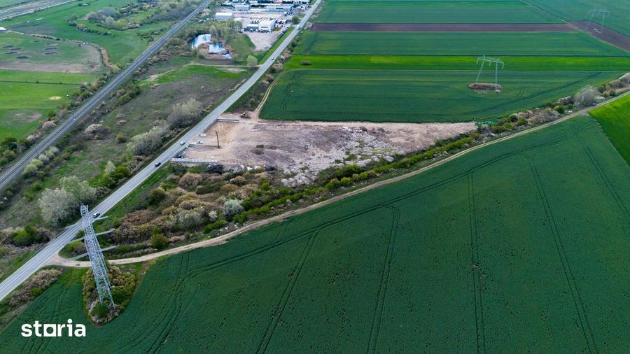 Teren de 10000 mp, în Nord