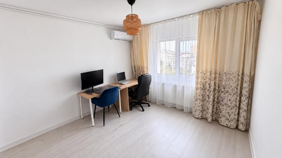 Apartament cu 3 camere semidecomandat, mobilat în Pantelimon