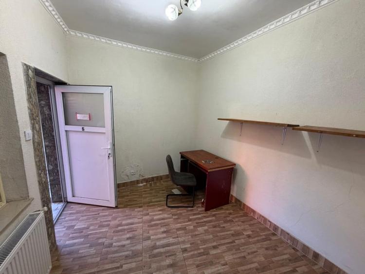 Spațiu comercial, de 170 mp, în Central