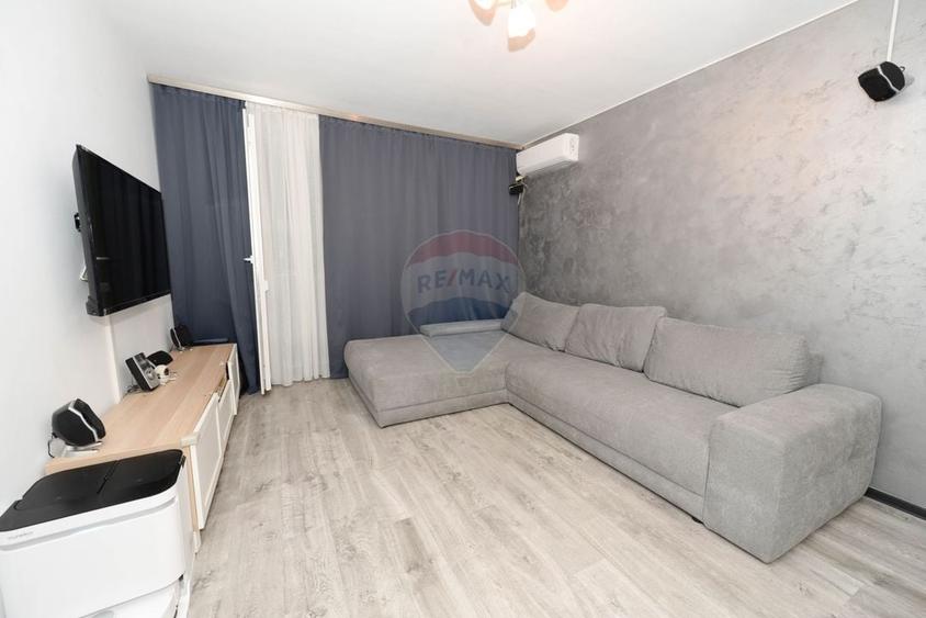 Apartament cu 2 camere de vanzare 46mp Piata Sudului - 1
