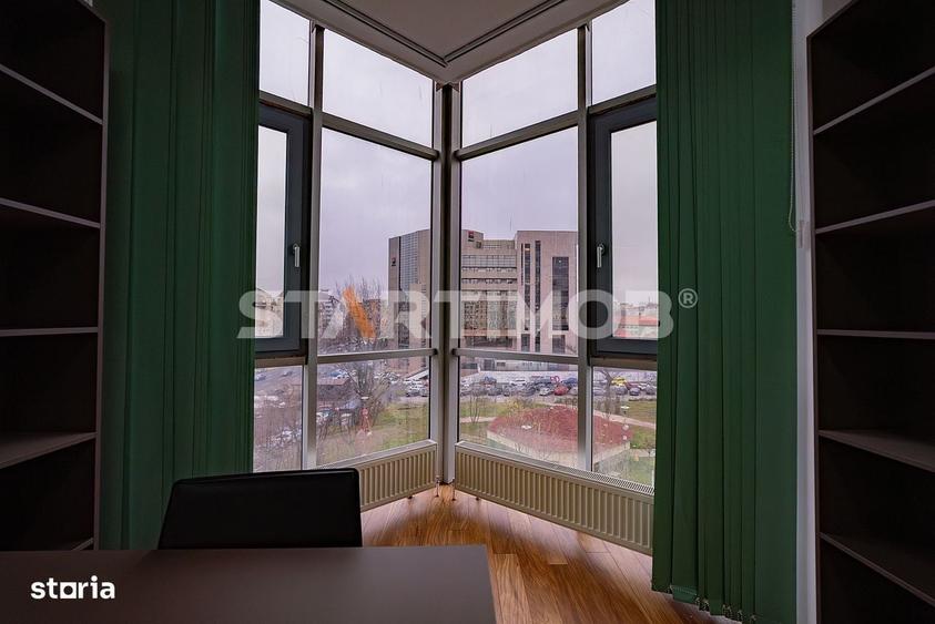 Spațiu comercial, de 105 mp, în Piața