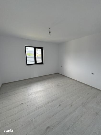Casă cu 3 camere cu Teren 600 Mp în Cordun