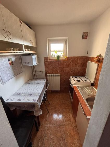 Apartament cu 2 camere nedecomandat în 23 August