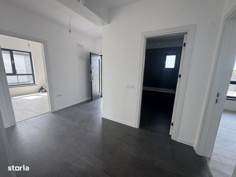 Casă cu 4 camere în Gulia