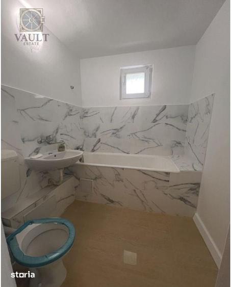 Apartament cu 3 camere decomandat în Dristor