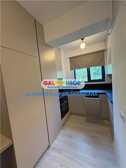 Apartament cu 2 camere semidecomandat, mobilat în Nord