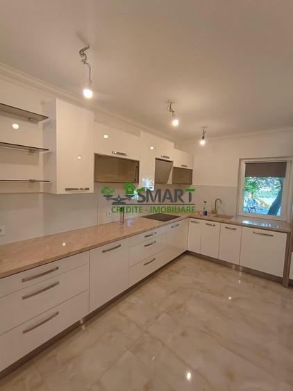 Apartament cu 3 camere în Hotvon