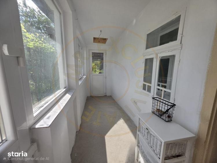 Casă cu 2 camere cu Teren 7350 Mp în Valea Vinului