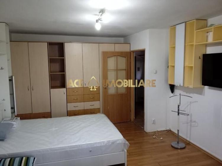 Garsonieră decomandată, mobilată în Vitan