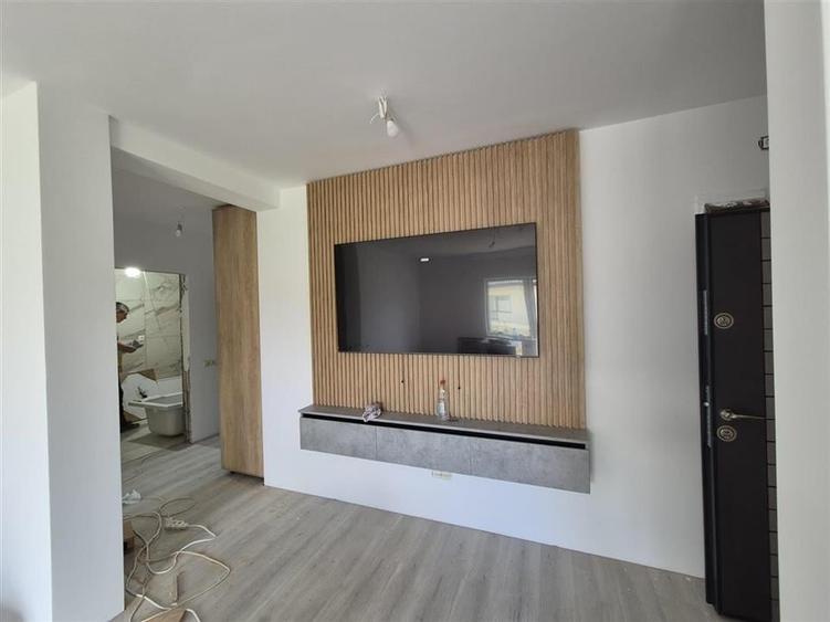 Apartament cu 3 camere decomandat în Șelimbăr — fotografia 1