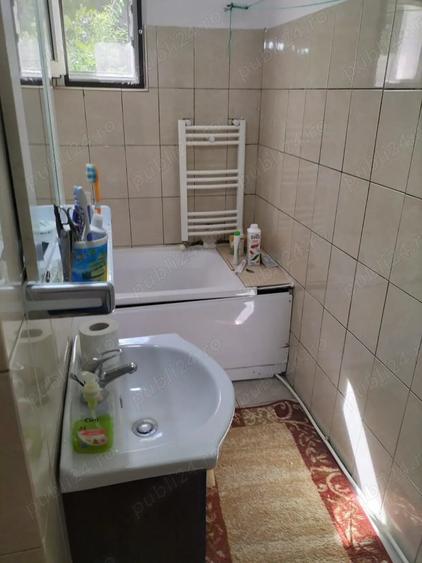 Garsonieră decomandată, mobilată în Frumoasa