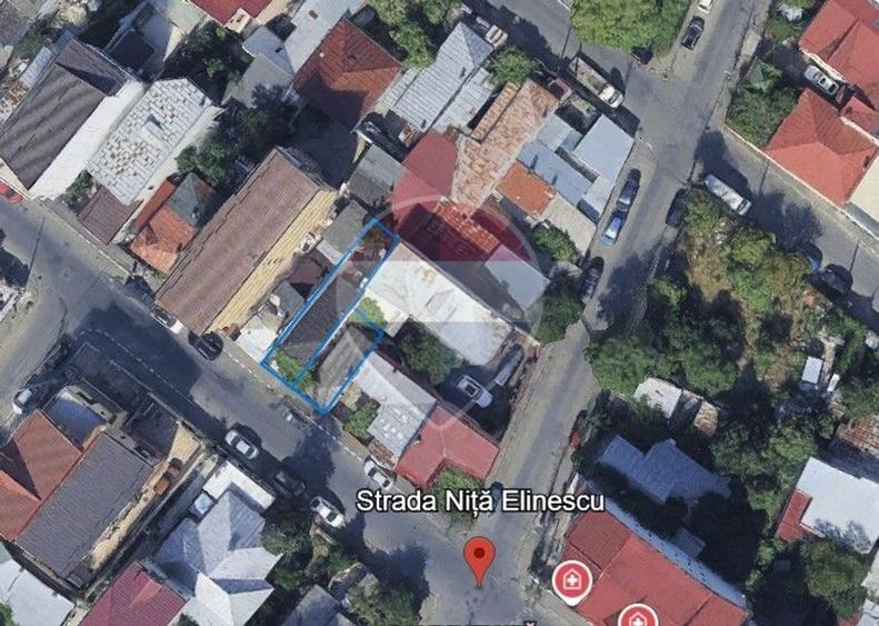 Casă individuală cu 6 camere cu Teren 250 Mp în Vitan