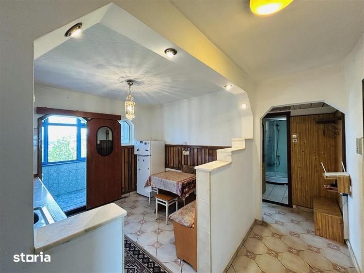 Apartament cu 2 camere semidecomandat în Vasile Aaron