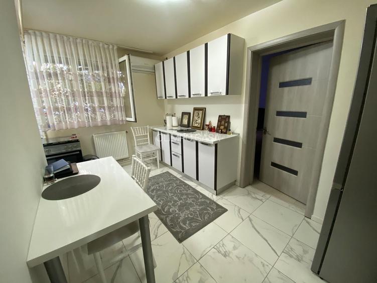 Apartament 3 camere - Mall Vitan- Centrala Proprie