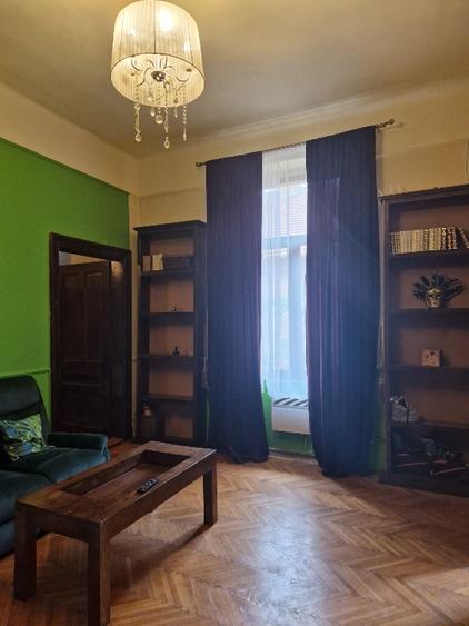Apartament cu 2 camere semidecomandat în Sinaia
