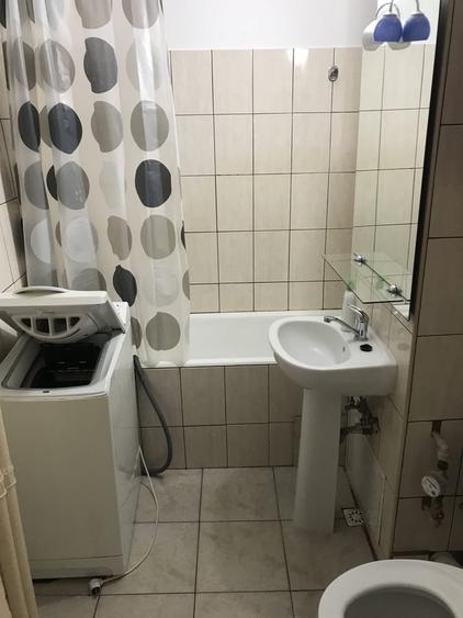 Garsonieră decomandată în Fundeni