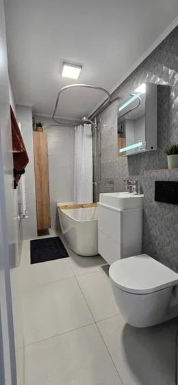 Apartament cu 3 camere decomandat în Brâncoveanu