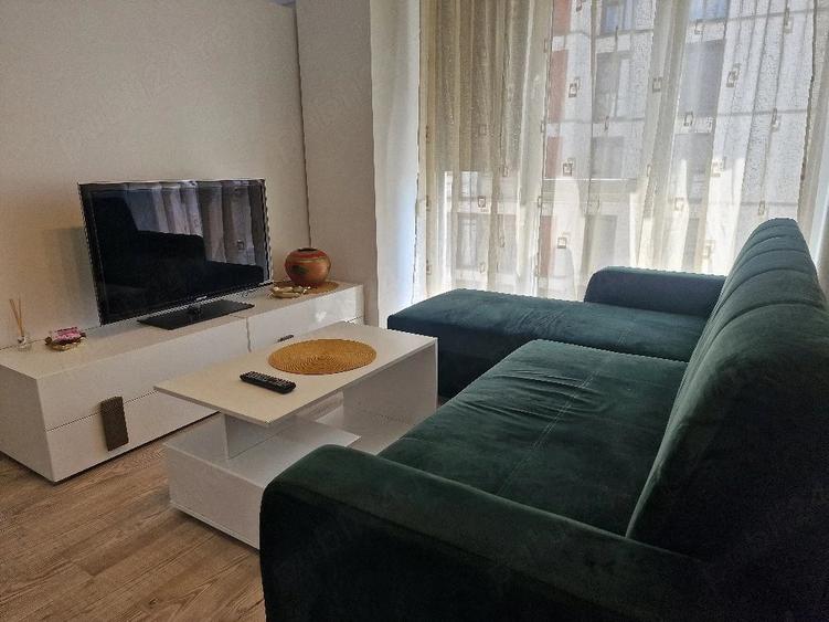 Apartament cu 2 camere semidecomandat în Spitalul Județean