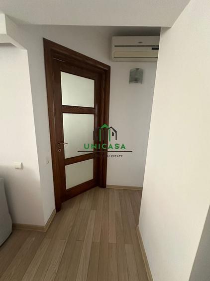 Apartament cu 3 camere decomandat, mobilat în Ostroveni