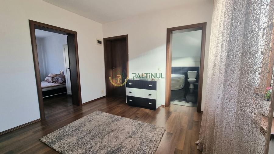 Casă individuală cu 4 camere cu Canalizare în Șelimbăr