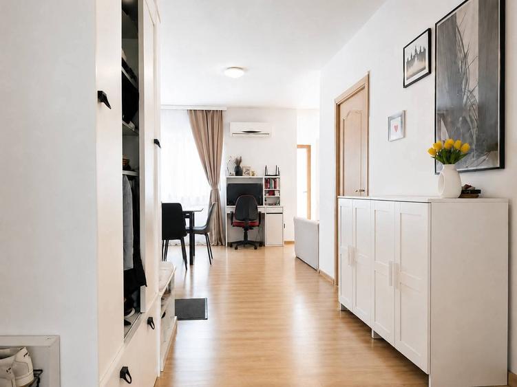 Apartament cu 3 camere decomandat, mobilat în Braytim