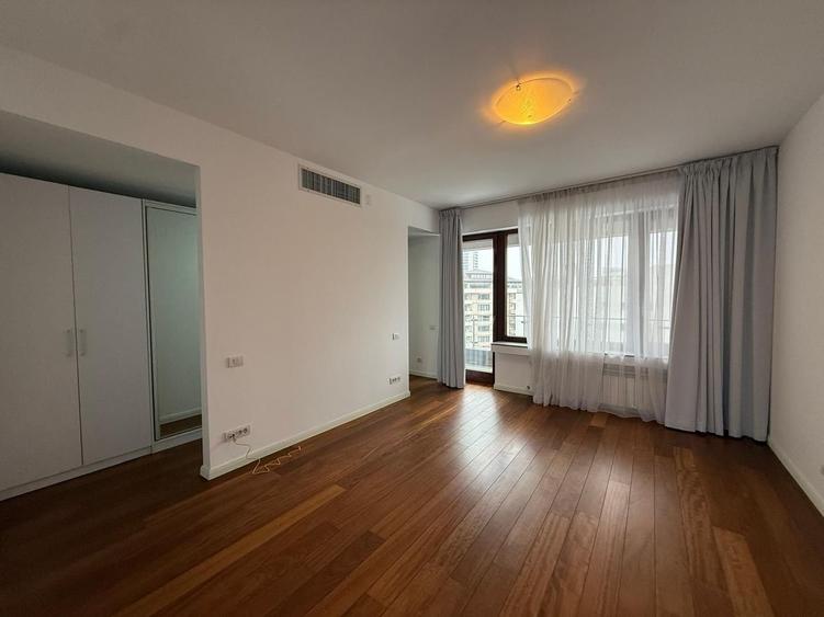 Apartament cu 3 camere decomandat, mobilat în Aviatorilor