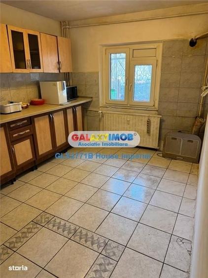 Apartament cu 3 camere decomandat, mobilat în Mihai Bravu
