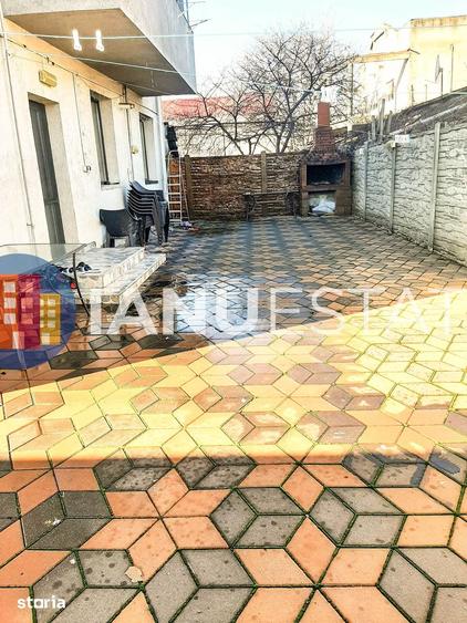 Apartament cu 3 camere decomandat în Progresul