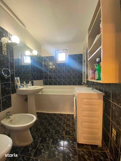 Apartament cu 2 camere semidecomandat în Micro 17