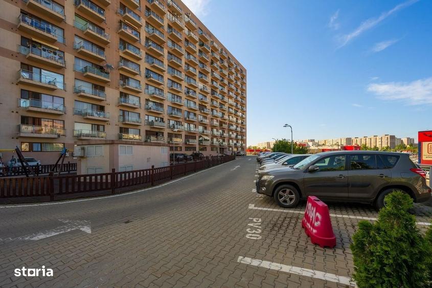 Apartament cu 4 camere decomandat în Titan