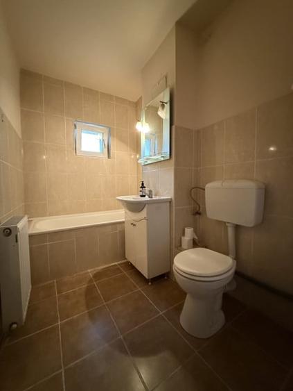 Apartament 3 camere, decomandat, 65 mp utili - Soarelui - 5