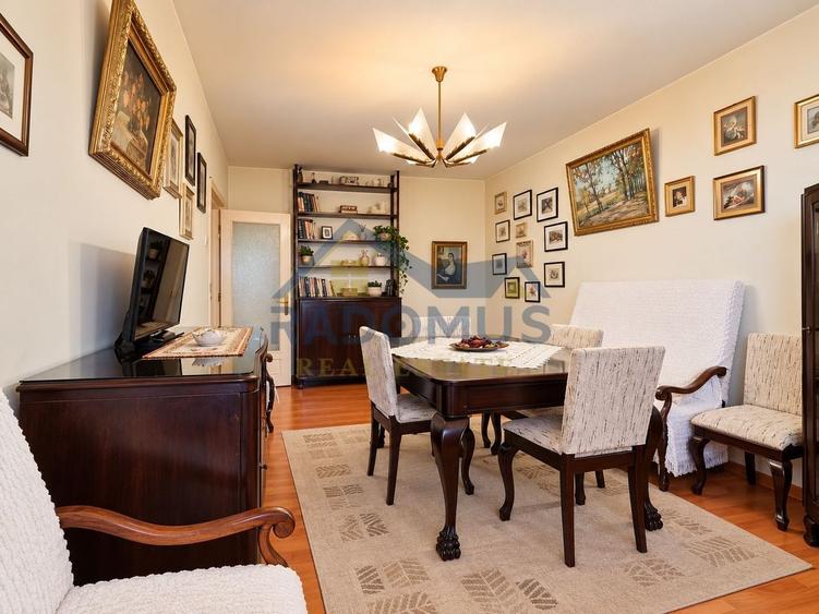 Apartament cu 2 camere decomandat în Vest - Lamâița