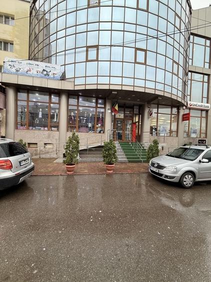 Spațiu comercial, de 165 mp, în Vest