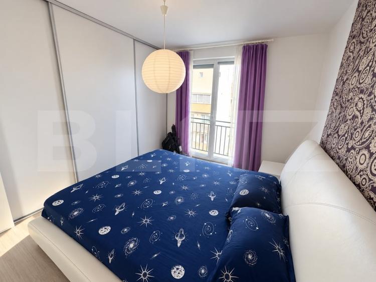 Apartament cu 3 camere semidecomandat, mobilat în Florești