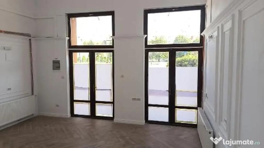 Casă cu 3 camere în Exterior Vest