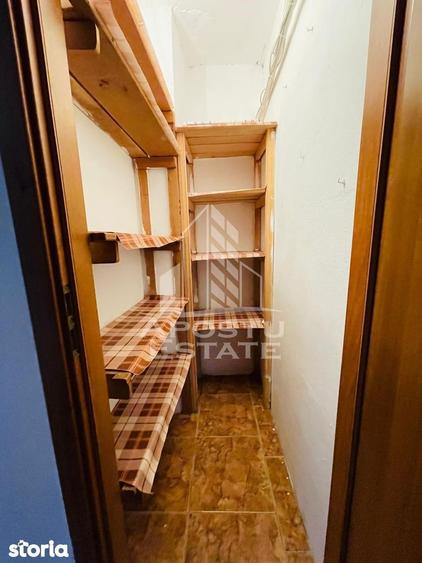 Apartament cu 2 camere semidecomandat în Aurel Vlaicu