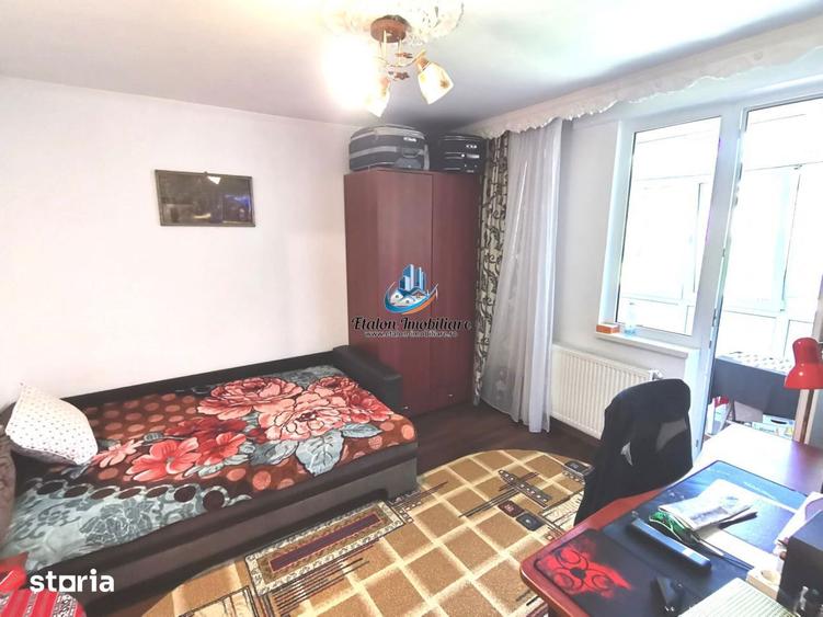 Apartament cu 2 camere decomandat în Precista
