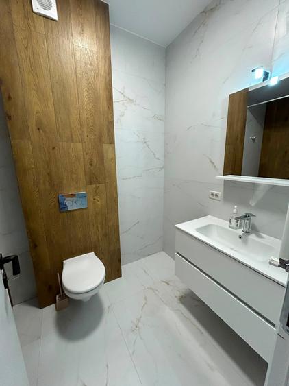 Apartament cu 2 camere decomandat în Metalurgiei