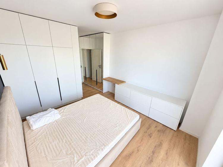 Apartament cu 2 camere semidecomandat în Europa