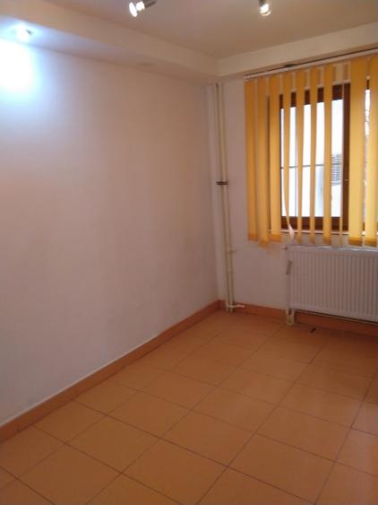 Apartament cu 2 camere semidecomandat în Tomis Nord