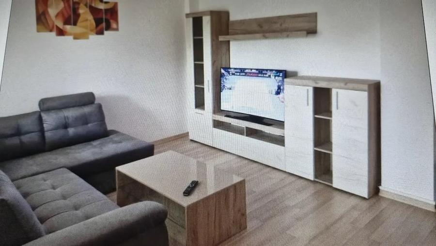 Apartament cu 3 camere decomandat în Bucovina