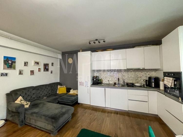 Apartament 3 camere de vanzare in Floresti - 2