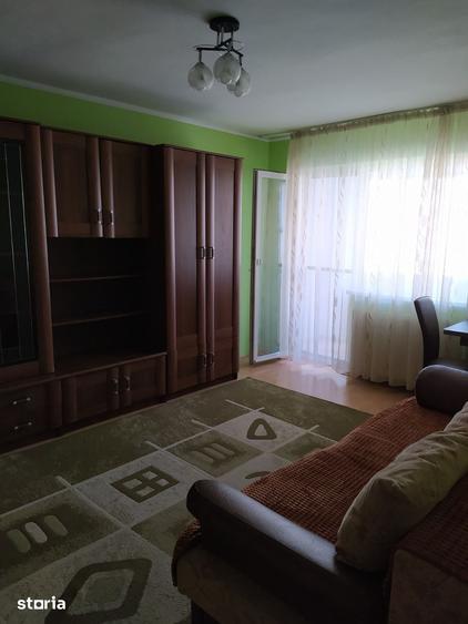 Apartament cu 2 camere decomandat în Micro 15