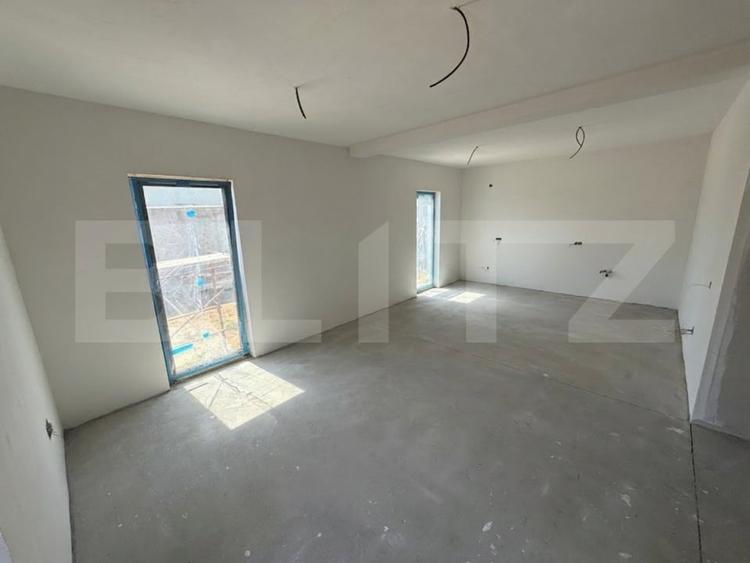 Casă individuală cu 3 camere cu Teren 220 Mp în Sud-Est
