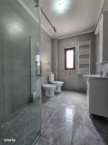 Apartament cu 4 camere în Ciurea