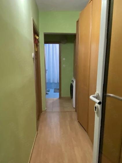 Apartament cu 3 camere decomandat în Torontalului